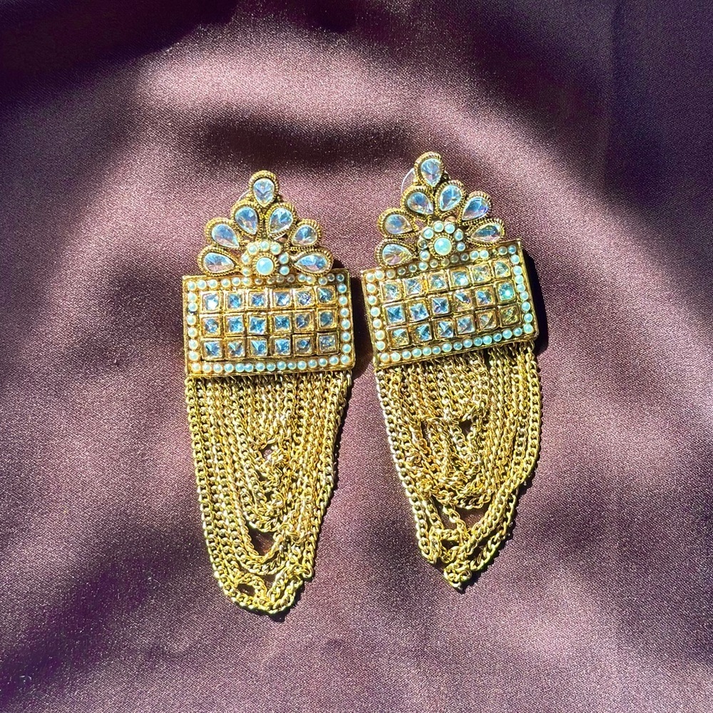 Jhumka earrings